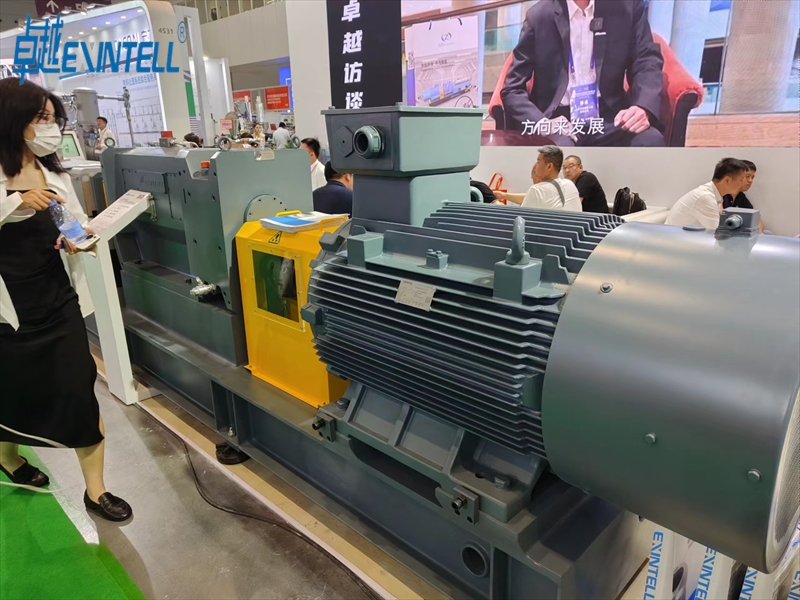 Plastic Tube Extrusion Materials Compared for 2026