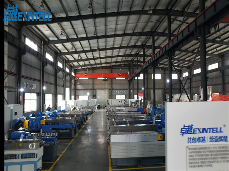 Plastic Tube Extrusion Materials Compared for 2026