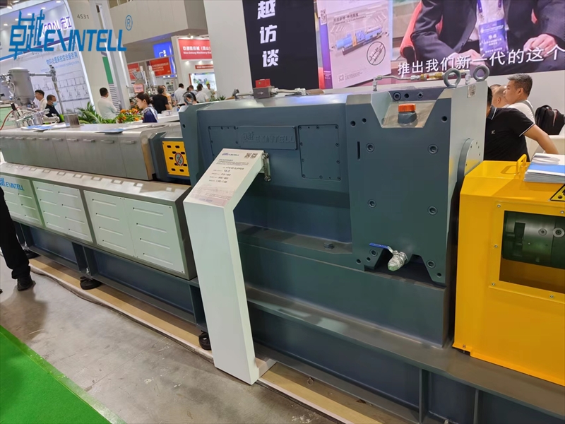 Twin Screw Extruder Advantages Over Single Screw in 2026