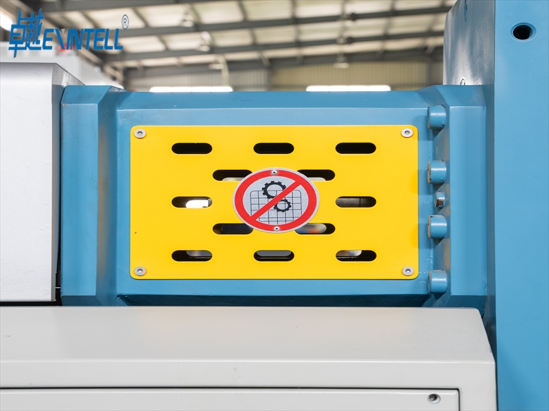 How Pelletizing Extruders Work and What Their Main Components Are