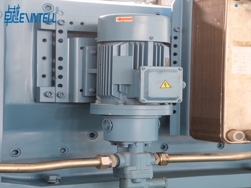 How Pelletizing Extruders Work and What Their Main Components Are