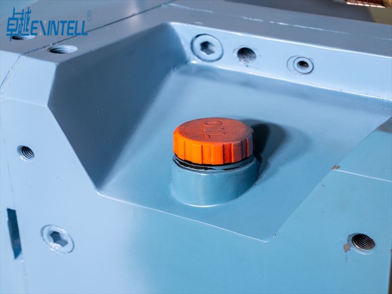 Plastic Compound Machine Showdown What Sets the Leaders Apart