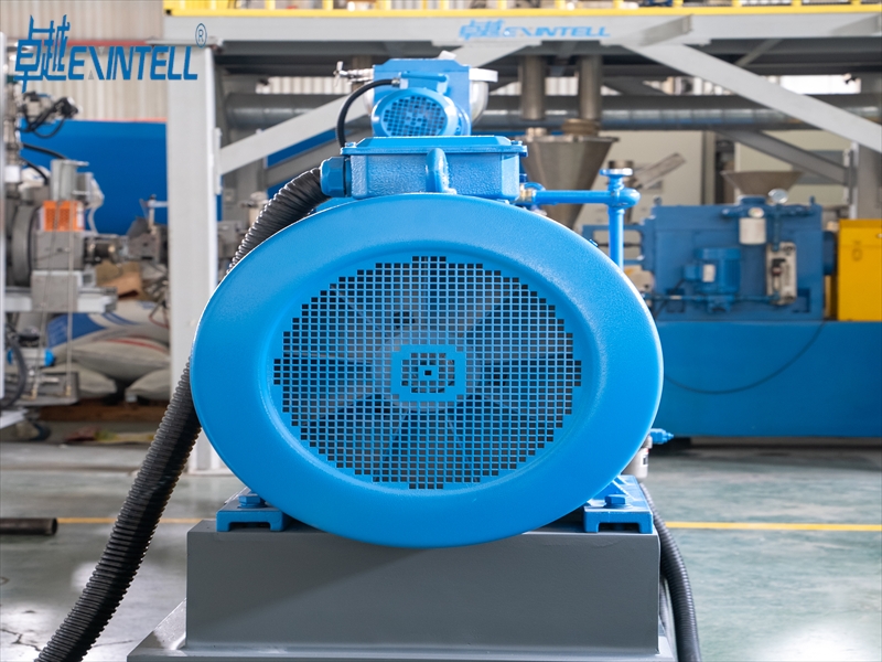 Twin Screw Extruder Basics and How They Operate