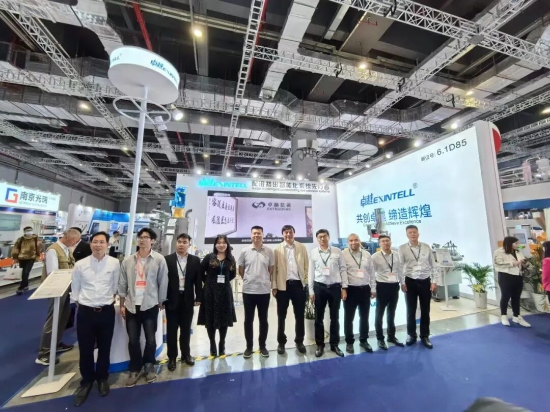 International trade exhibition hall showcasing industrial machinery and B2B manufacturing equipment at a major trade fair