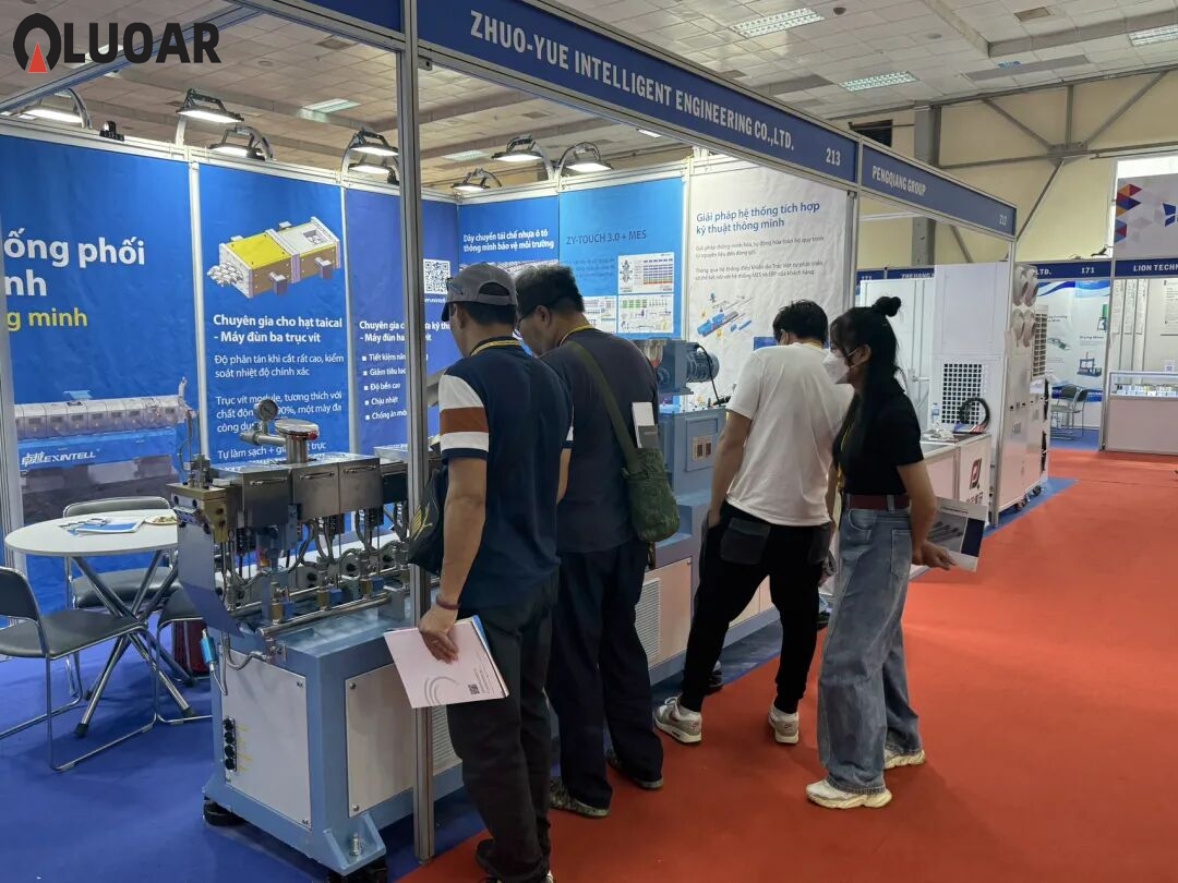Modern industrial manufacturing facility in China producing precision extrusion equipment for global B2B export markets